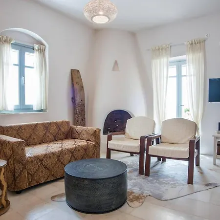Villa Errieta House - Eclectic Island - Gorgeous Sea Views, Garden *