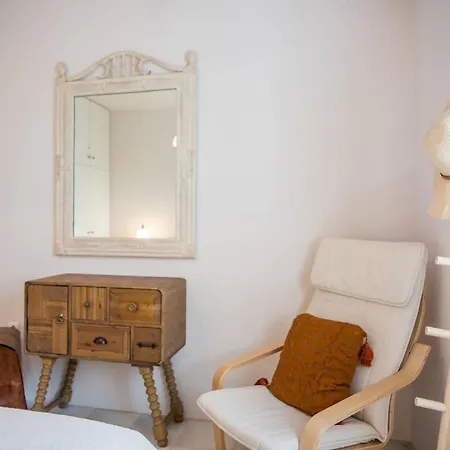 Errieta House - Eclectic Island - Gorgeous Sea Views, Garden Villa *